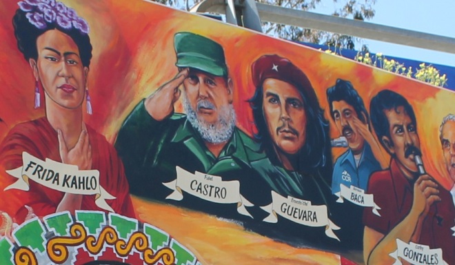 Historical Mural honoring communists, Fidel Castro and Che Guevara